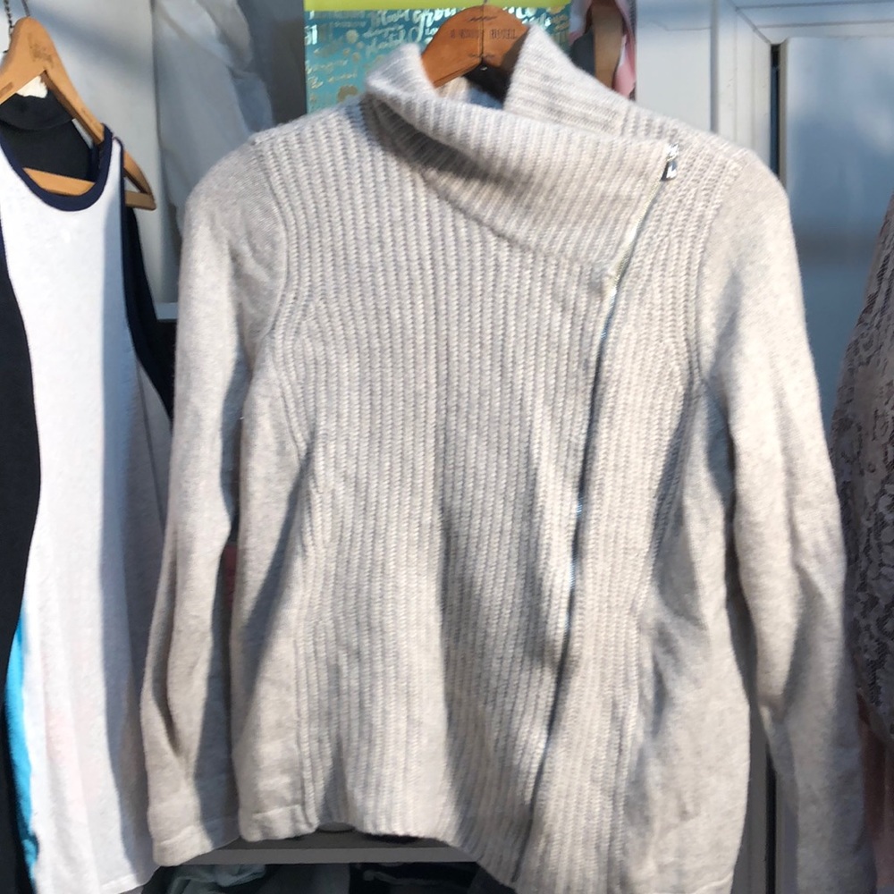 ISAAC MIZRAHI LIVE CASHMERE sweater